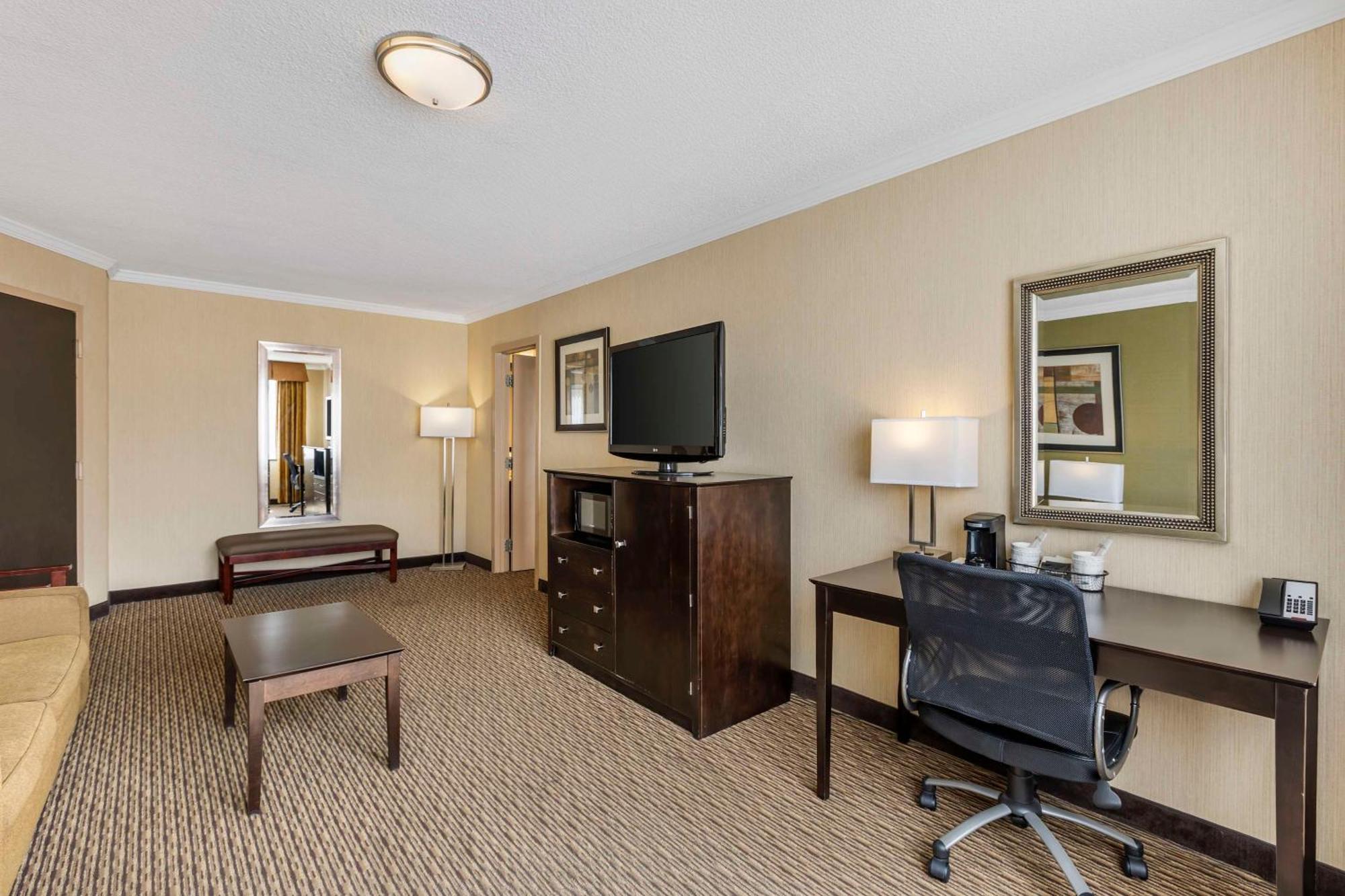 Best Western Watertown/Fort Drum Extérieur photo